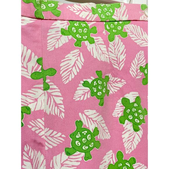 Southern Preppy Retro Pink Green Turtle Print Capri Pants - Picture 5 of 13
